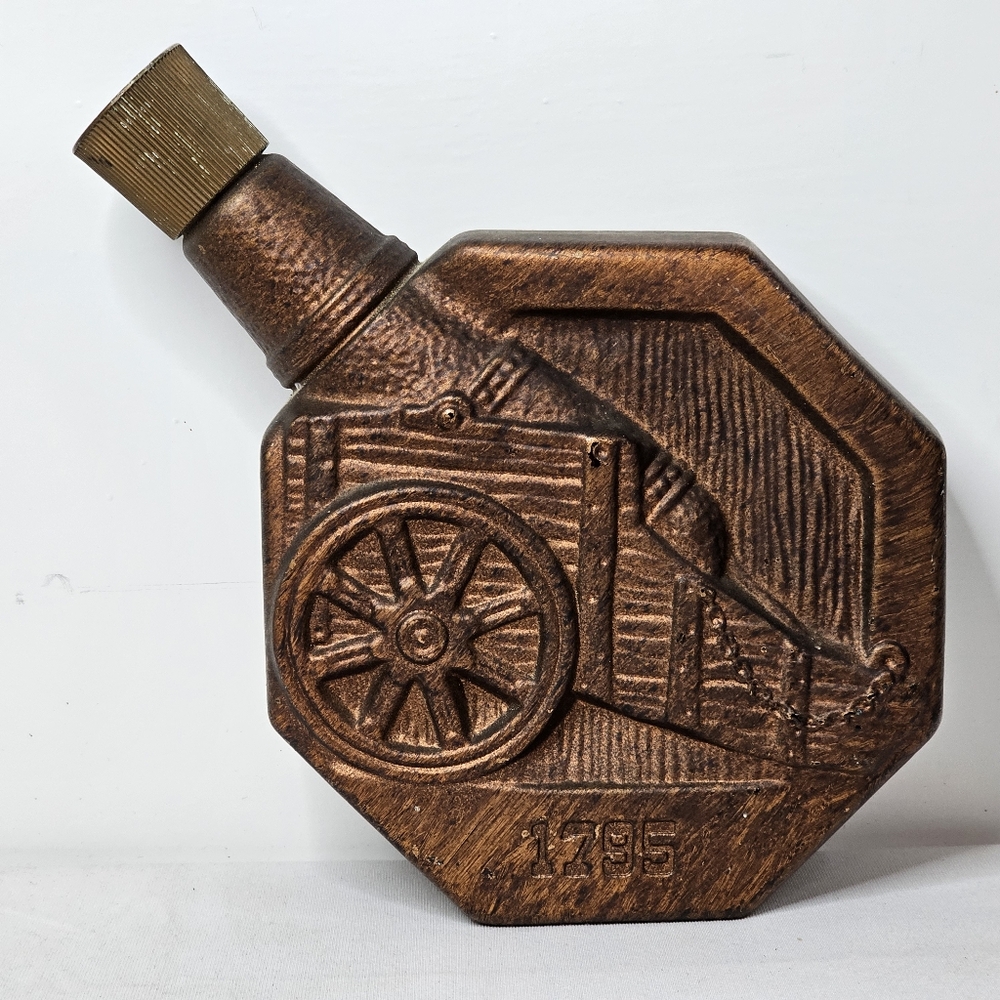 1970 Regal Bonded Jim Beam Copper 1795 Cannon Kentucky Bourbon Whiskey Decanter